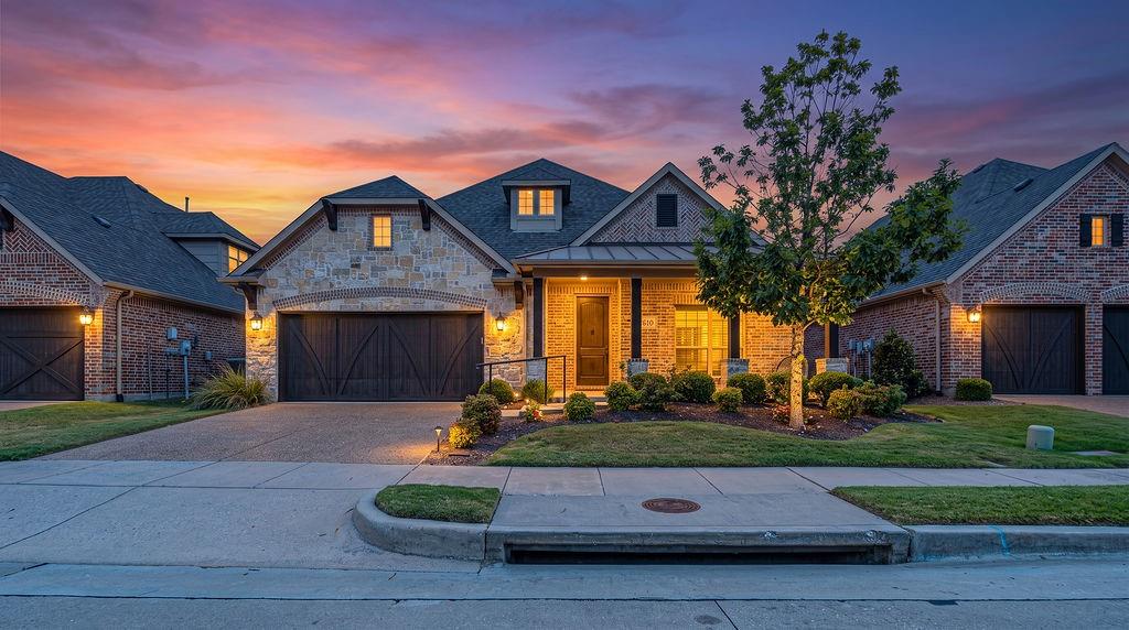 Hummingbird Home for Sale