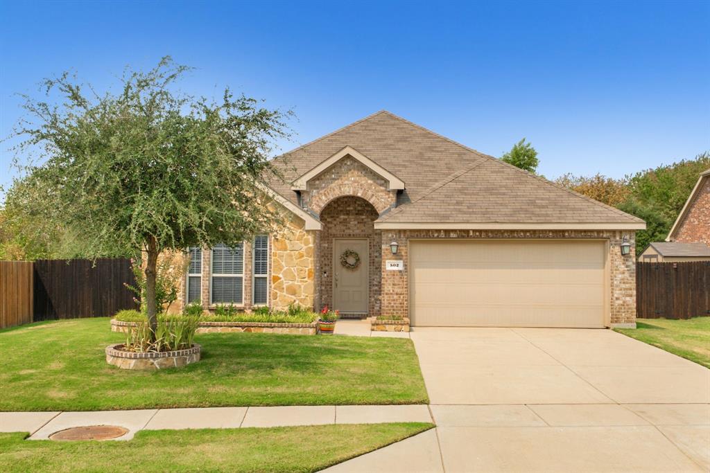 Royal Oaks Home for Sale