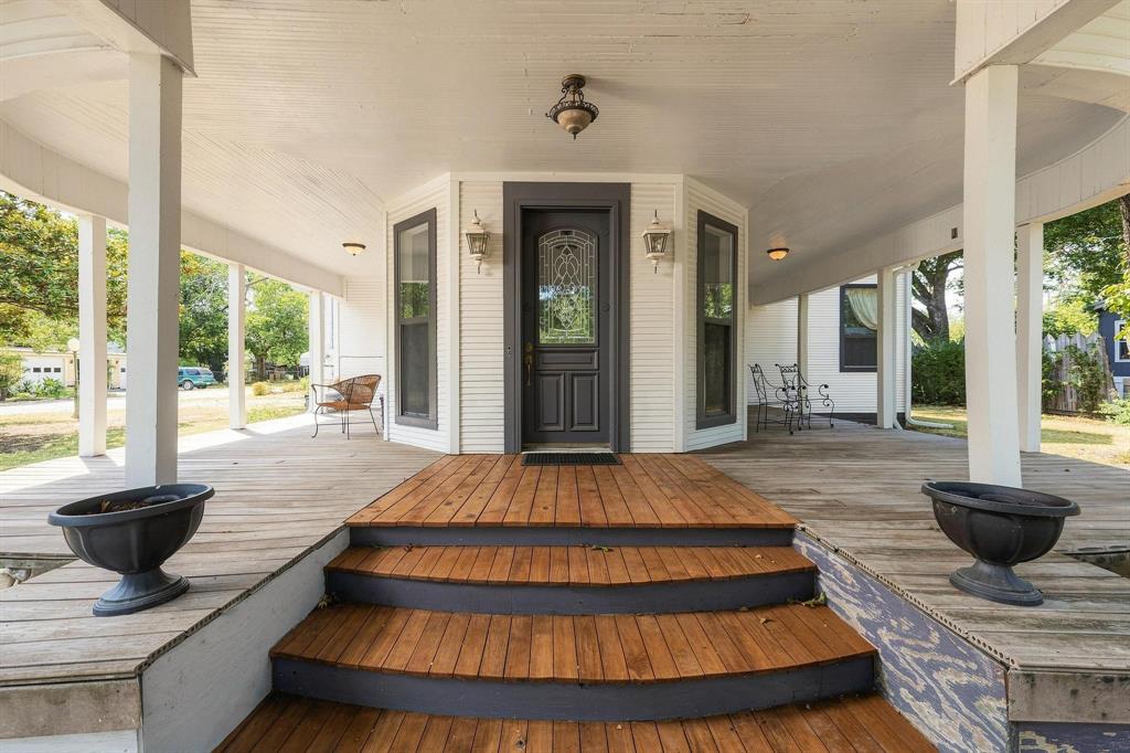 Bond Home for Sale
