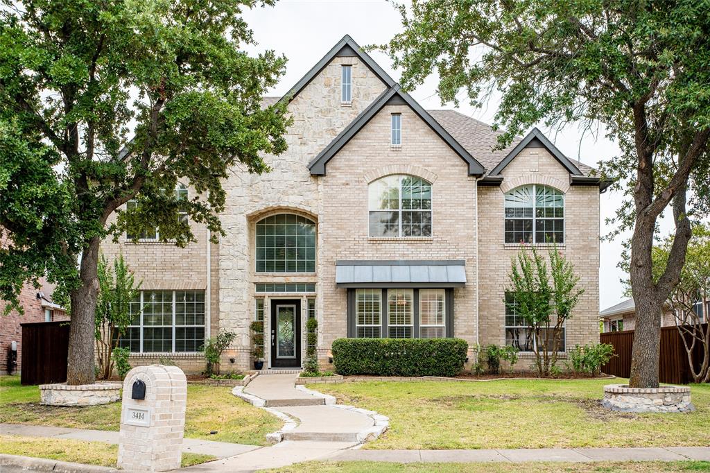 Chapelwood Home for Sale
