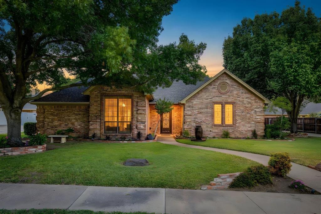 Oak Ridge Home for Sale