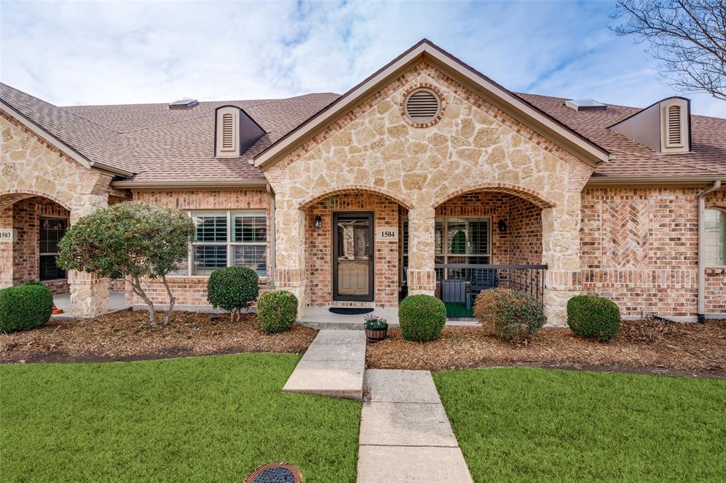 Willow Grove Home for Sale