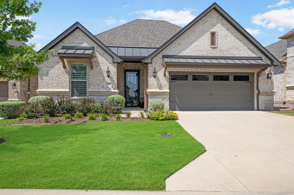 Nueva Home for Sale
