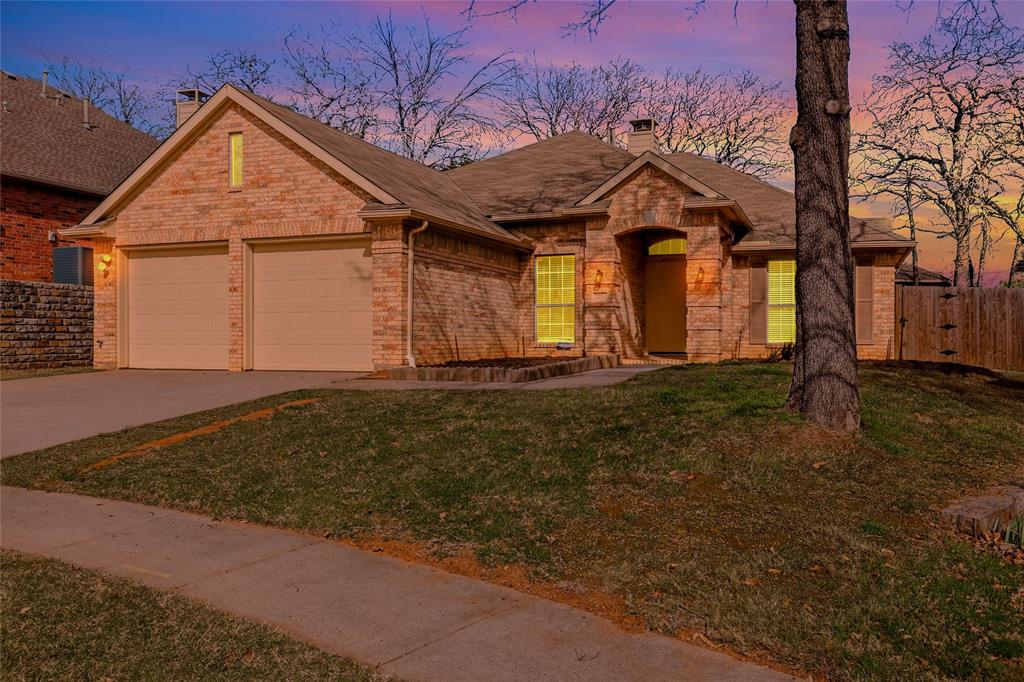 Knob Hill Home for Sale