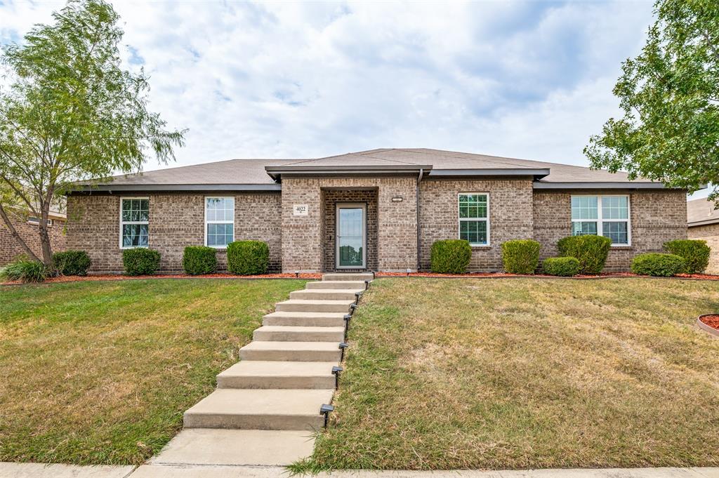 Meadow Canyon Home for Sale