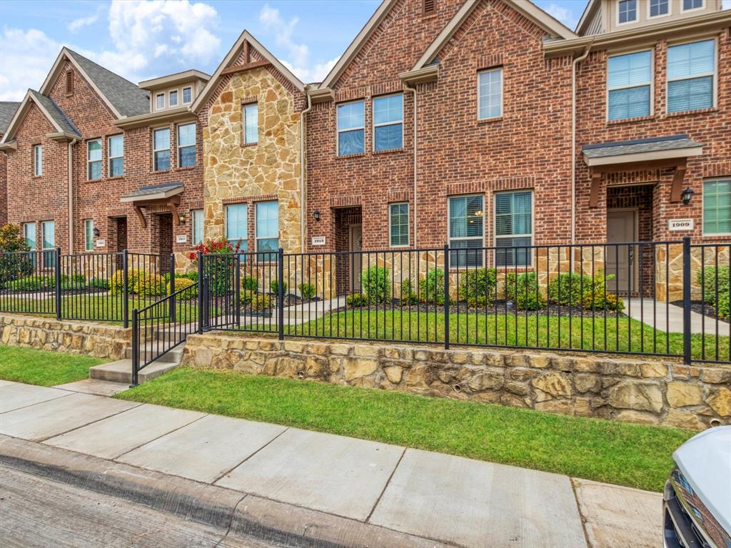 Buffalo Hill Home for Sale