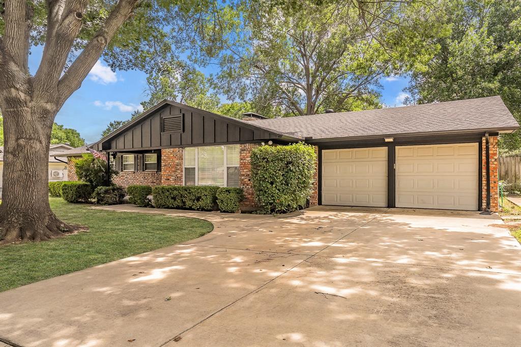 Granada Home for Sale
