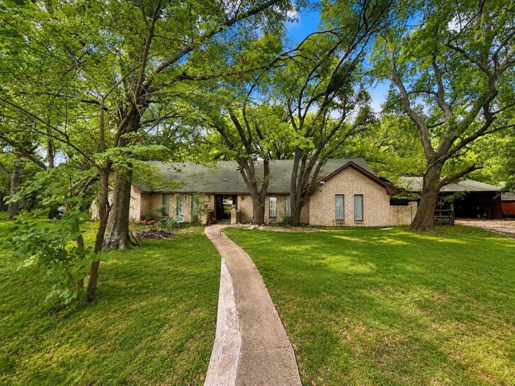 Interstate Highway 45 Home for Sale