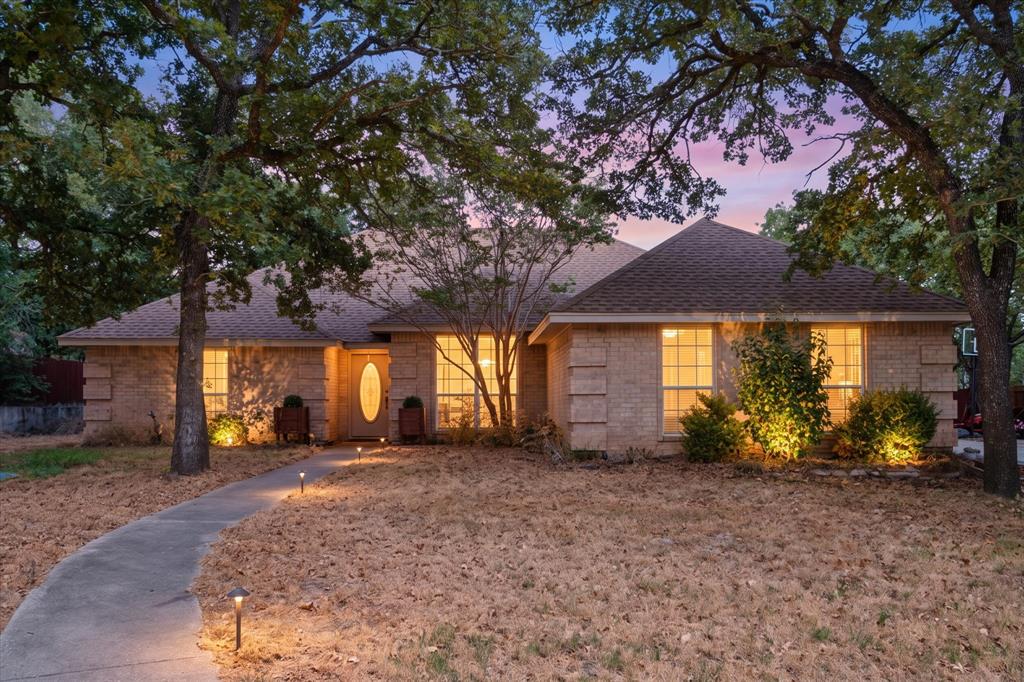 Shady Oaks Home for Sale