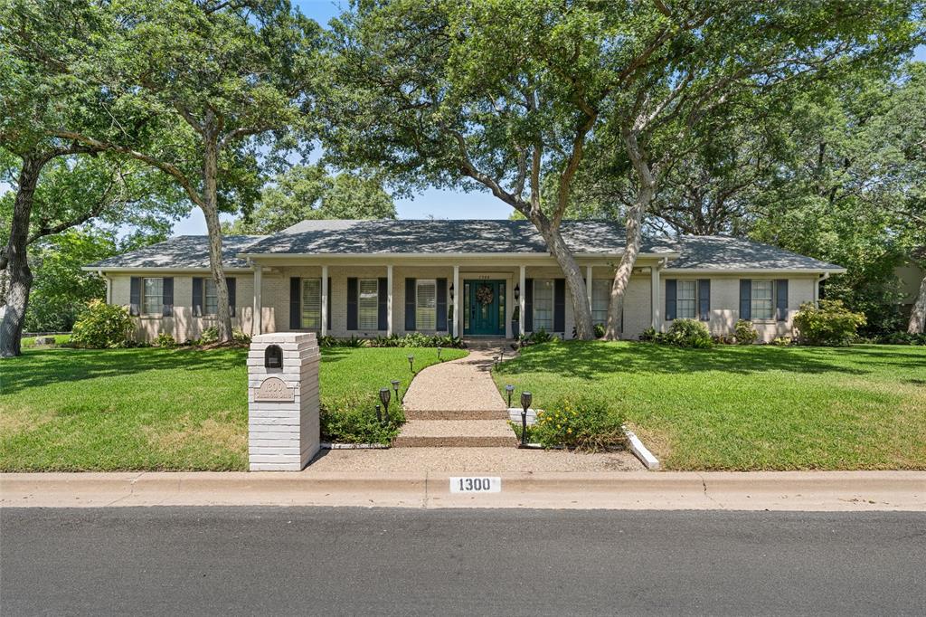 Circlewood Home for Sale