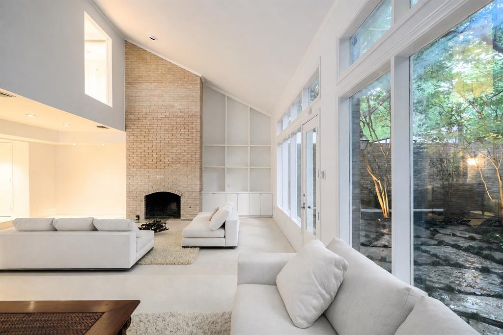 Christopher Home for Sale