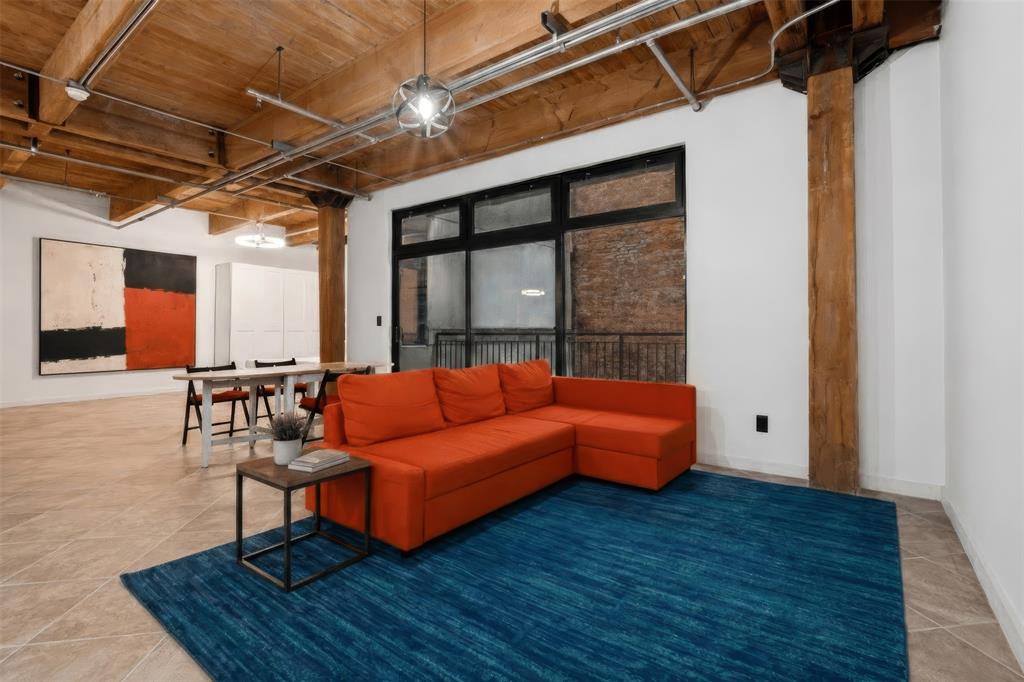 elm Home for Sale