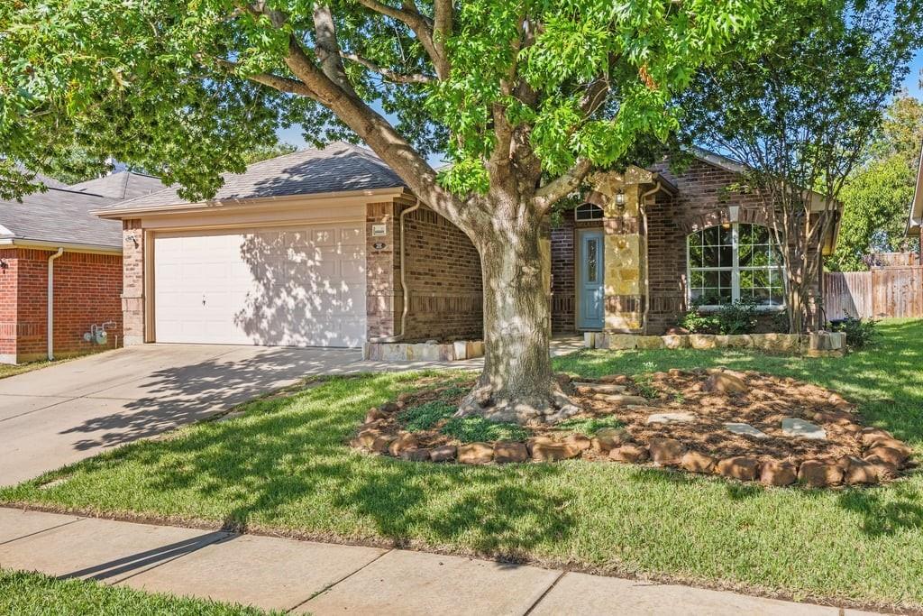 Adlong Home for Sale