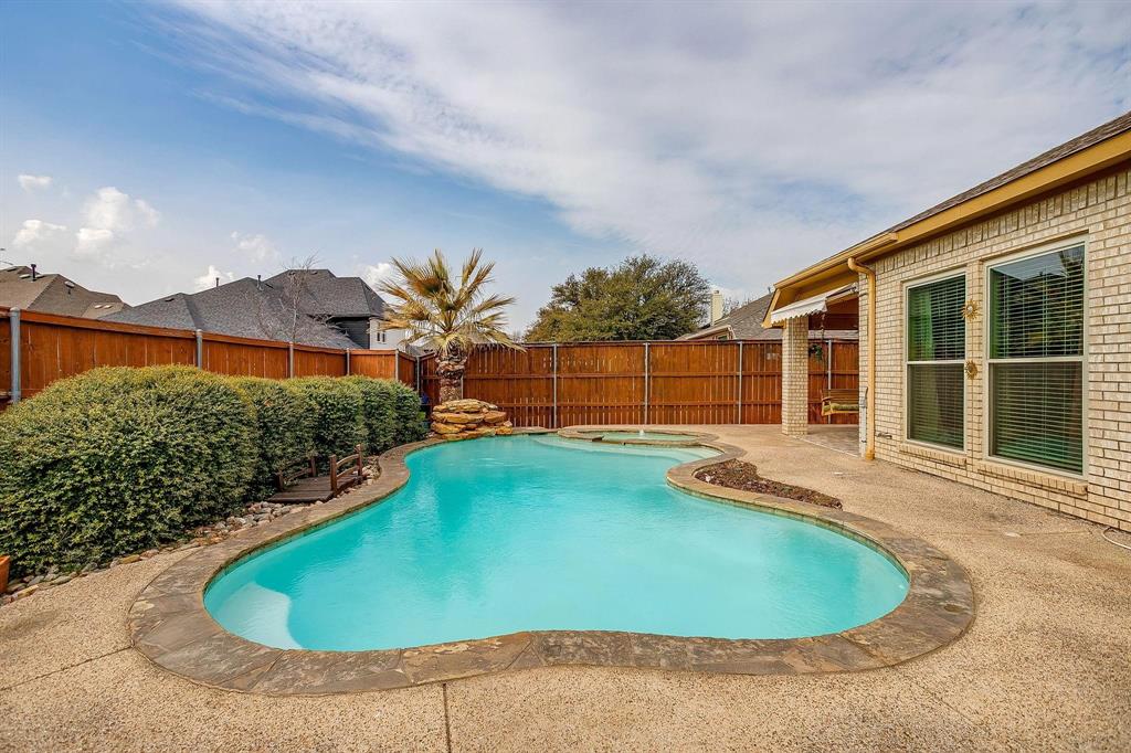 Vasey Oak Home for Sale