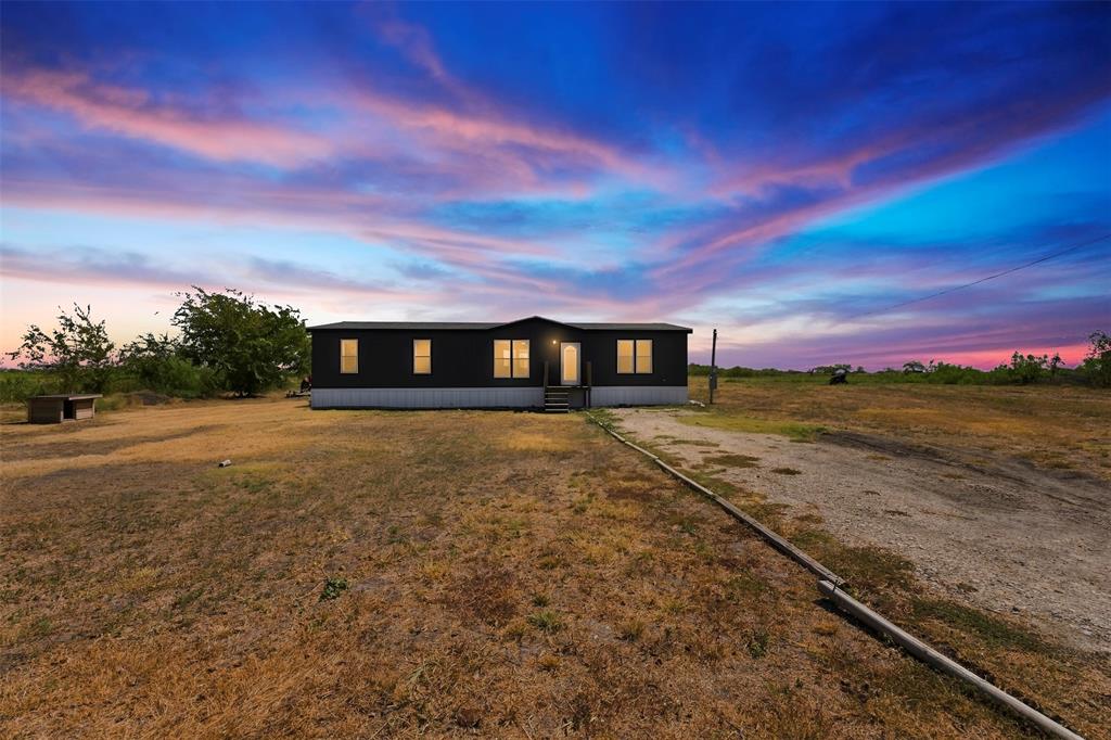County Rd 0200 Home for Sale