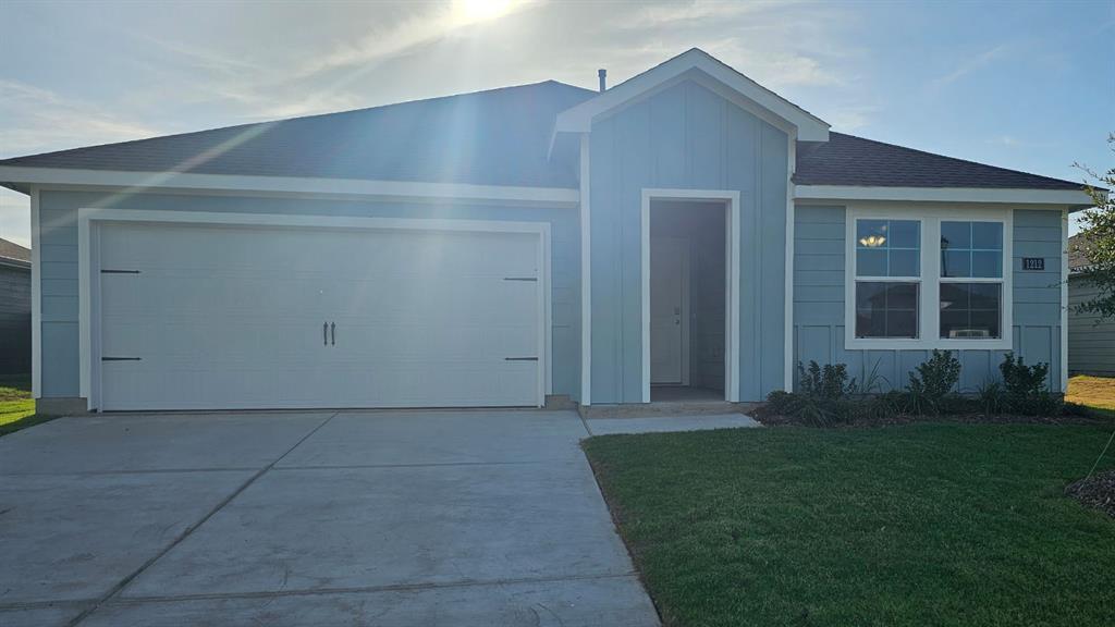 Breezy Oak Home for Sale