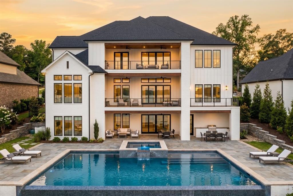 Windjammer Home for Sale